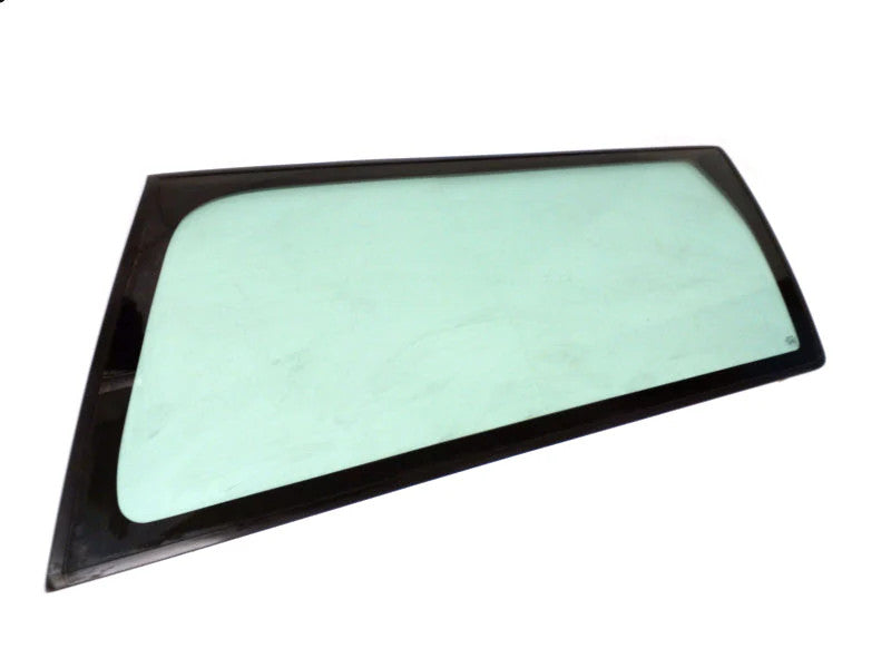 1993-1999 GM Suburban / Yukon RH rear side glass Window tinted, Part # 15696952