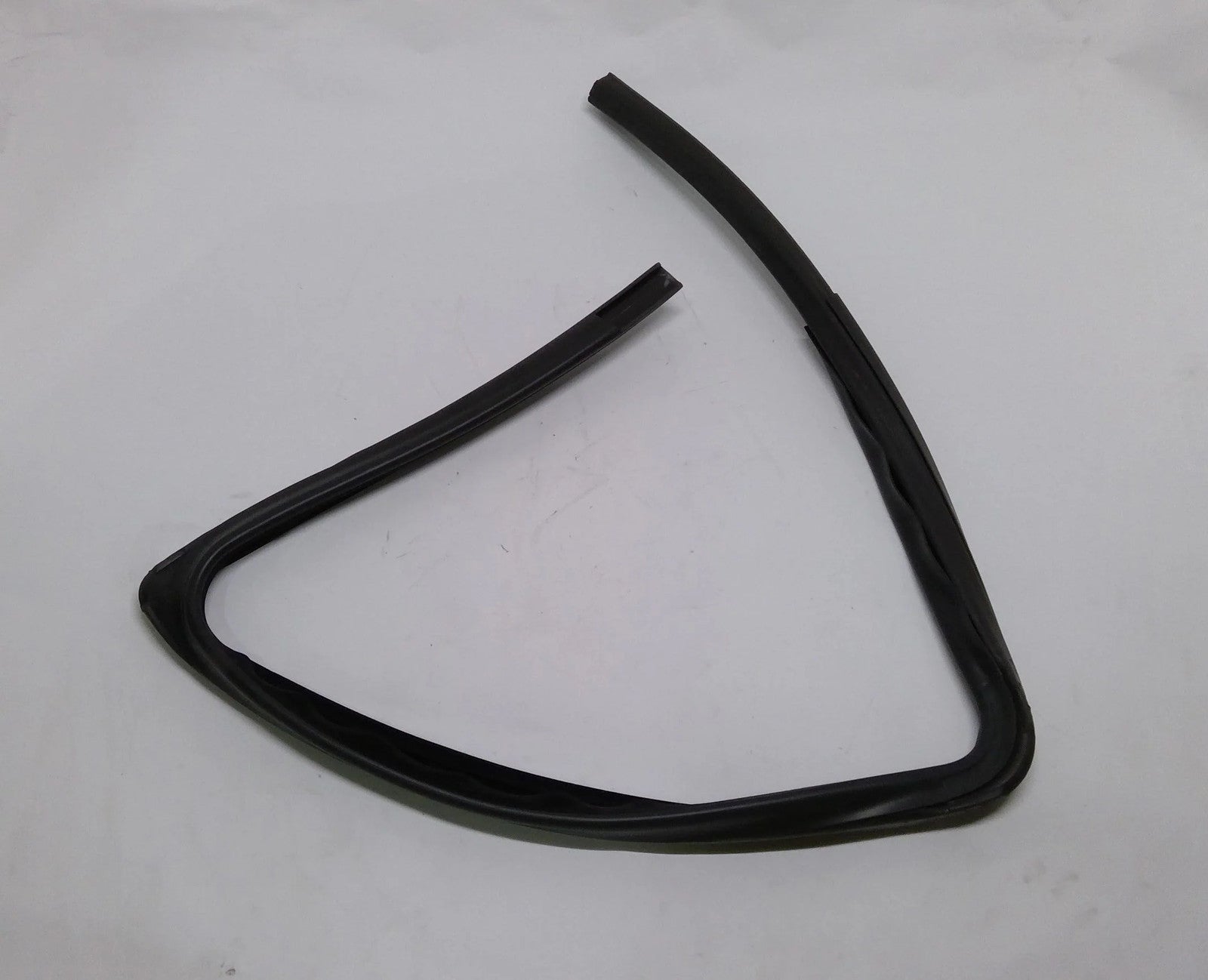 For Mopar Rear Door Glass Run W'STRI Part # 55360936AG