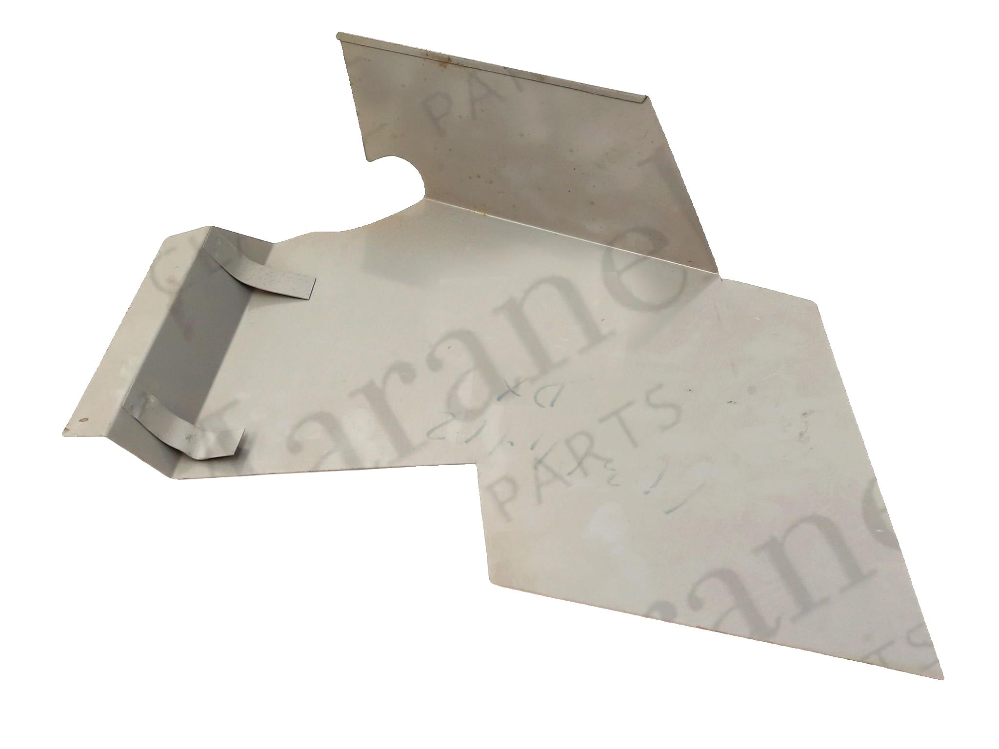 60304102 - RH Radiator Shield LHD