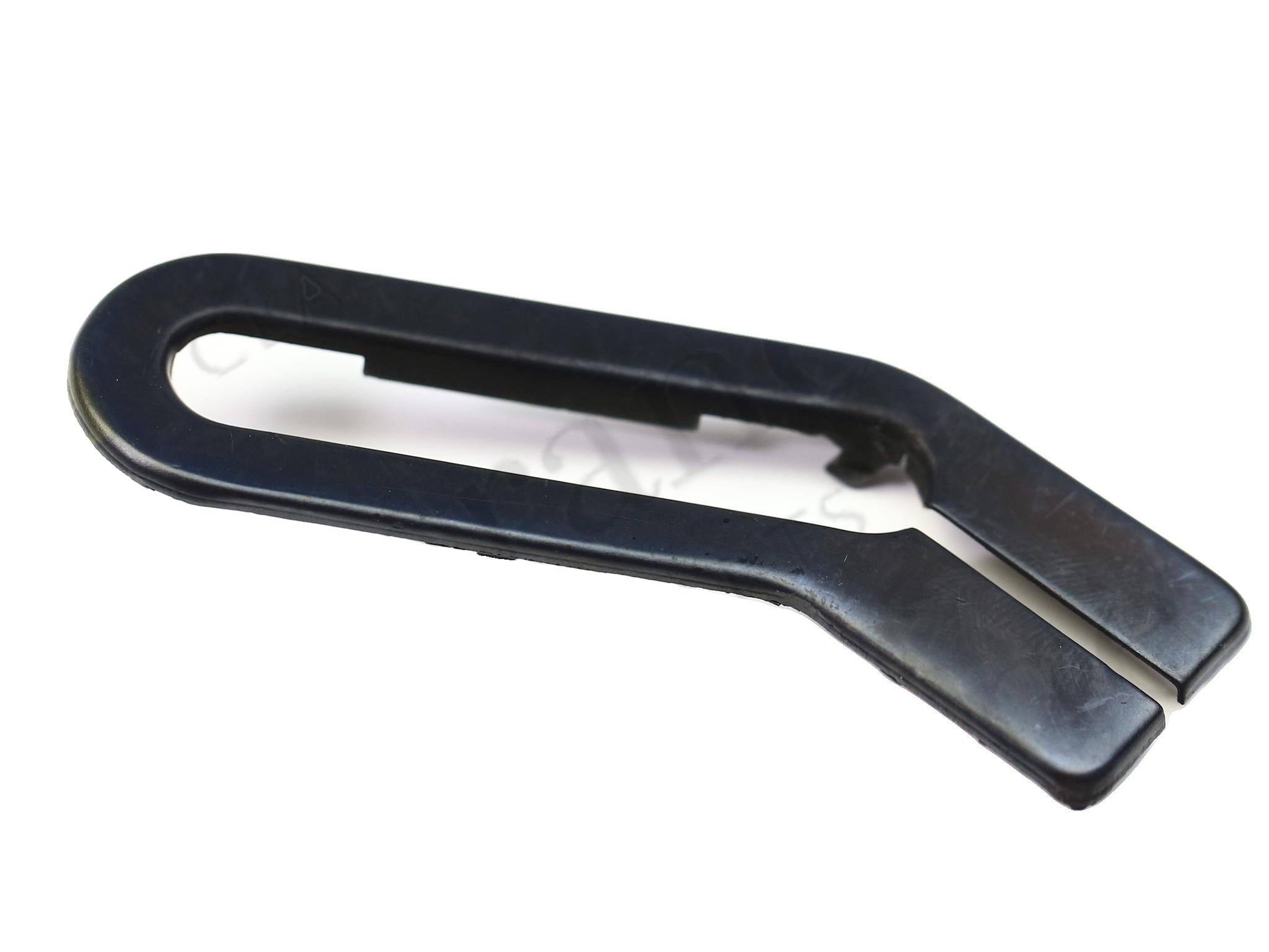 60709800 - RH Clip