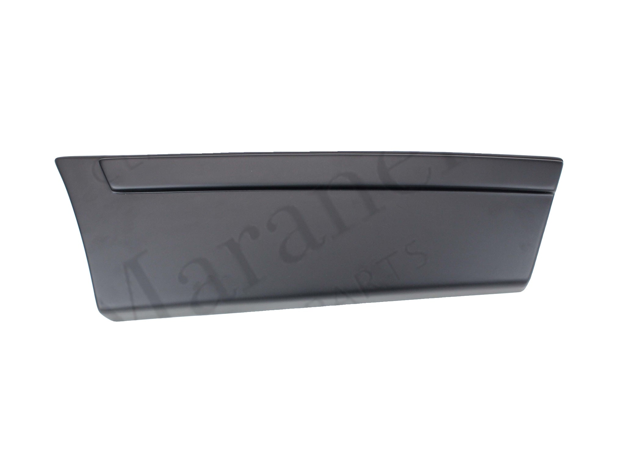 61262600 - RH Front Bumper
