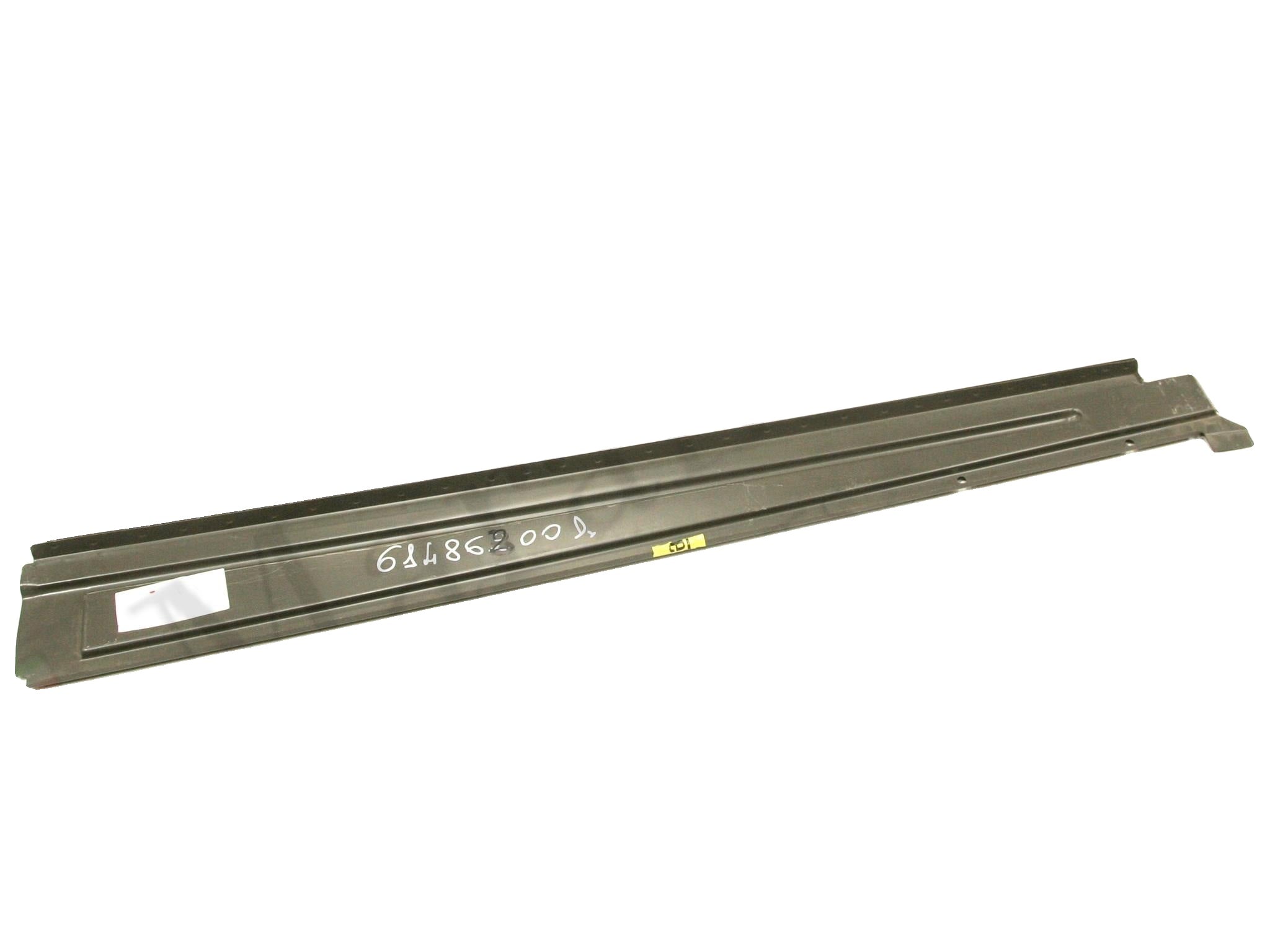 61486200 - RH Panel