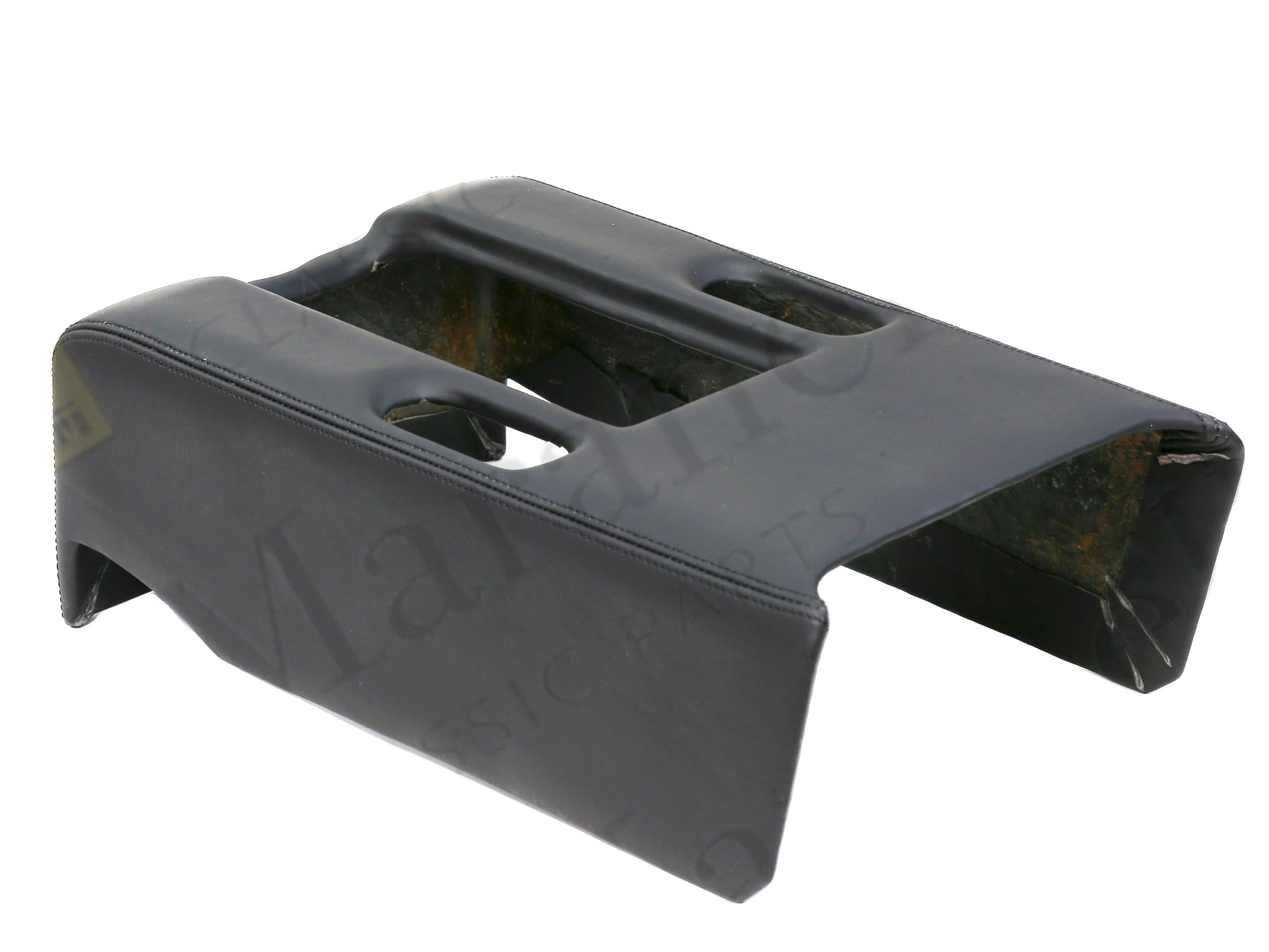 62570500 - Rear Seat Divider Order By Chassis No