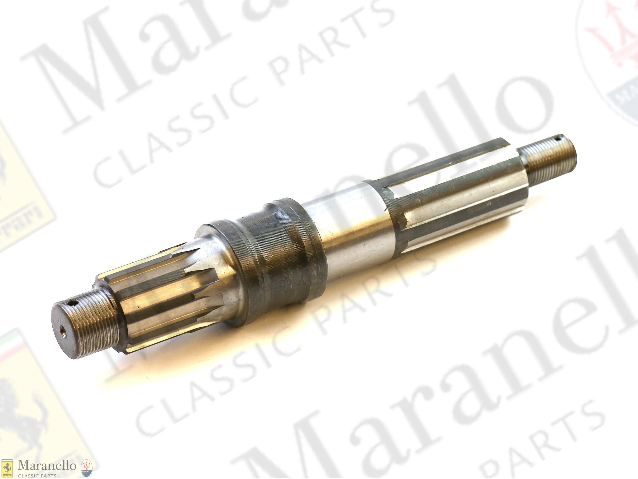 700138 - RH Rear Shaft