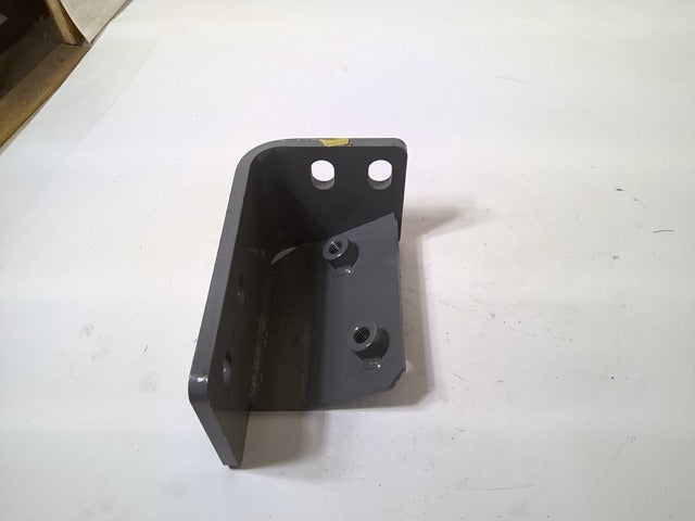 8102338: 8102338 — BRACKET