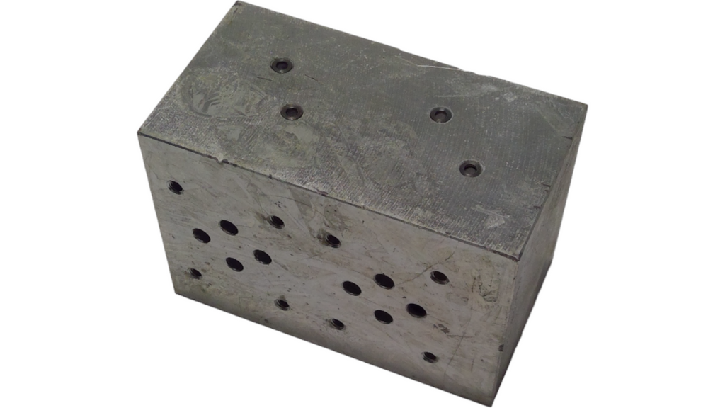 AT301829: AT301829 — MANIFOLD