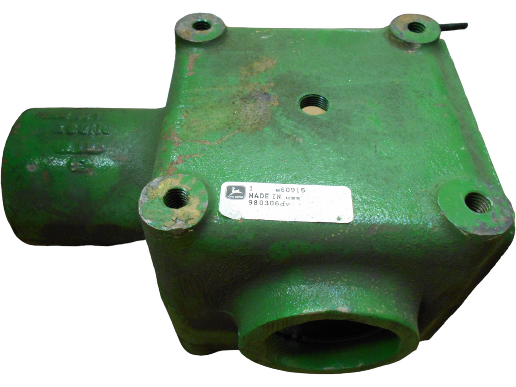 E60915: E60915 — GEAR CASE