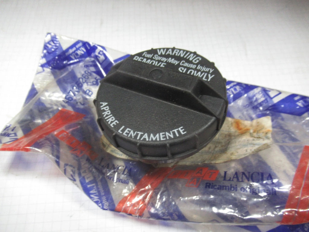 Fits Alfa Romeo 164 Petrol Fuel Gas Cap, OEM Part # 60575668