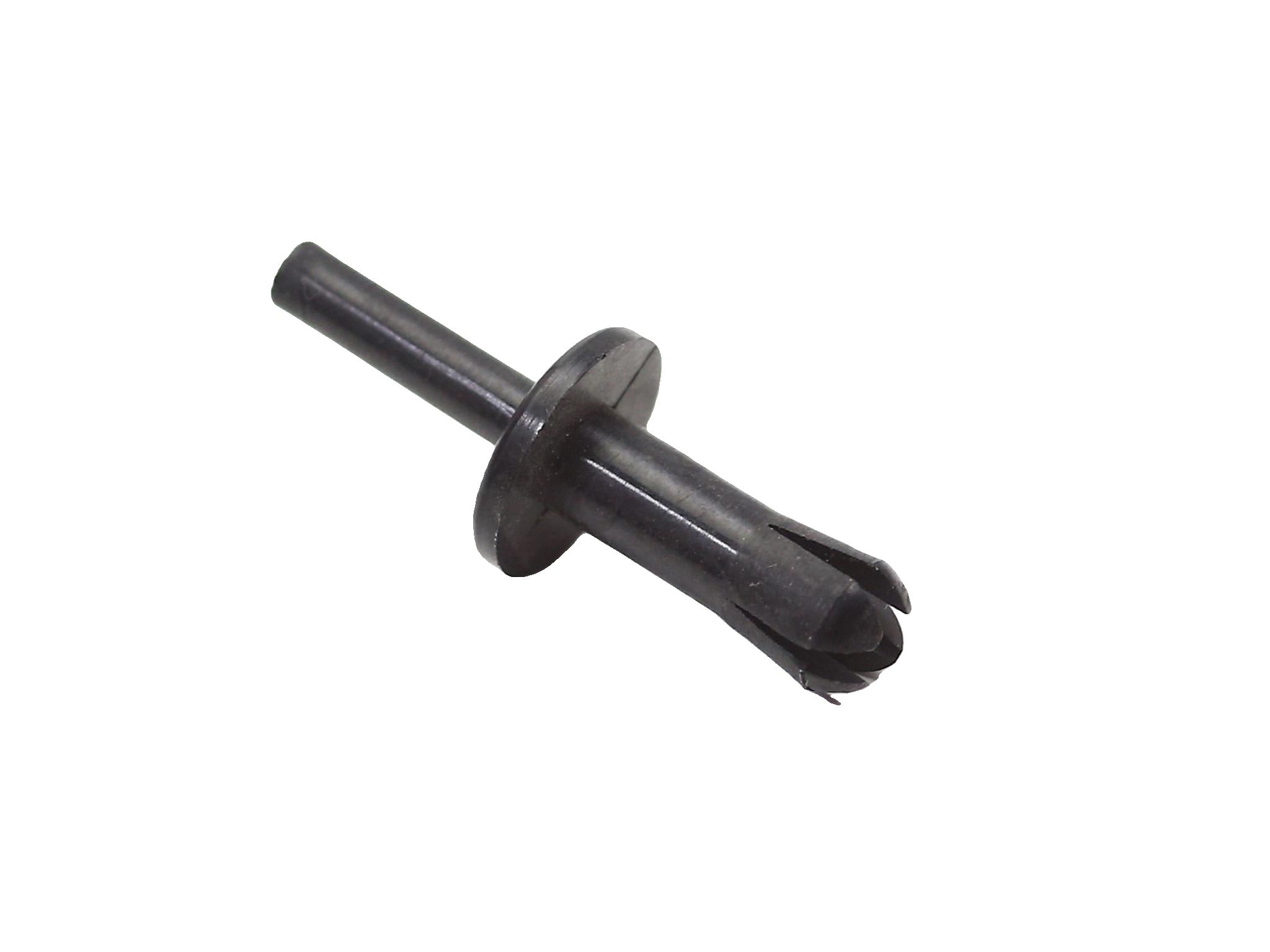 MC3520/8 - Plastic Trim Clip 9512