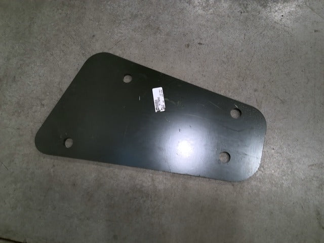 R179093 — SPACER — image 3