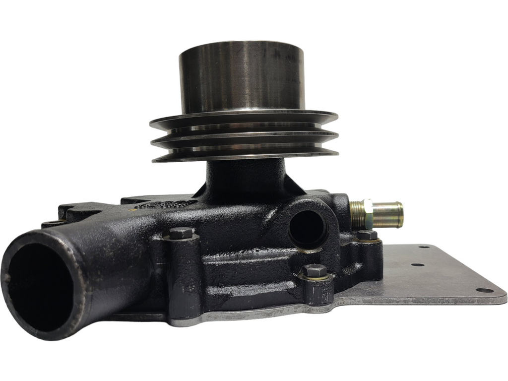 RE30270 — WATER PUMP — image 4