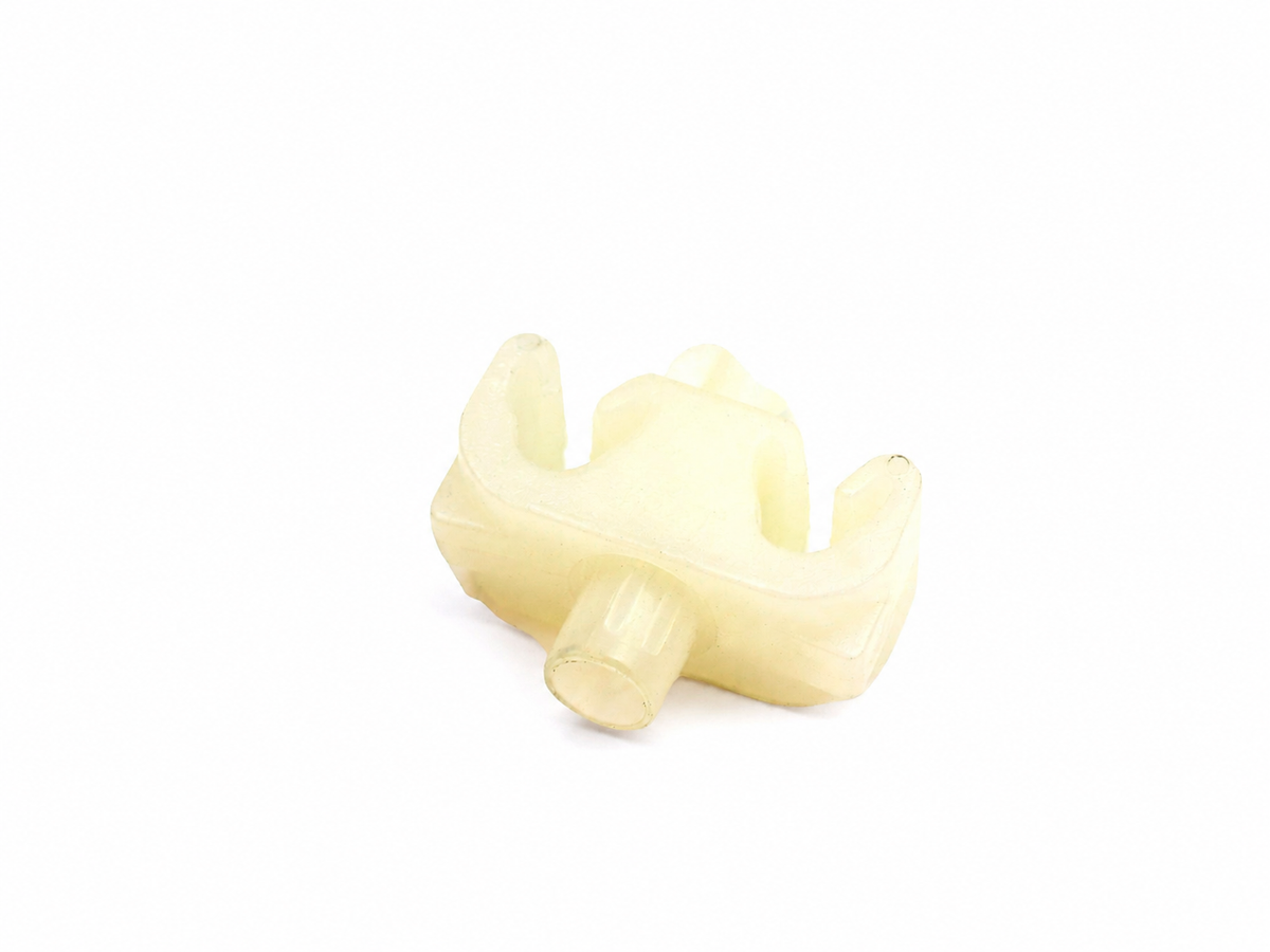 Ferrari Brake pipe retaining clip — OEM 127516